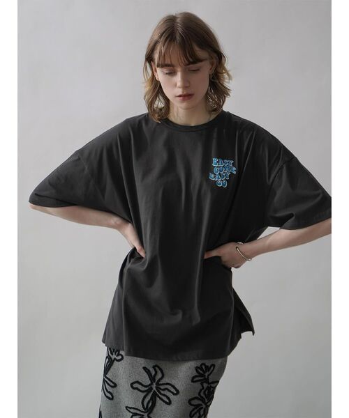:ETHROF(イーサオブ)の「METALLIC BACK LOGO T-SHIRT(Tシャツ/カットソー・レディース・チャコール/ホワイト/ブルー・FREE)」の10枚目の写真