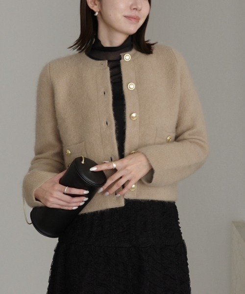 anuans（アニュアンス）の「【ZOZO限定カラー】カシミヤブレンドノーカラーニットジャケット（ノーカラージャケット・レディース・ベージュ/ネイビー/グレー/アイボリー/ブラック×ホワイト/イエロー系その他・FREE）」の14枚目の写真