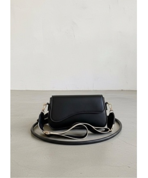 SALTMINT（ソルトミント）の「Curve Layer 2WAYショルダーバッグ（ショルダーバッグ・レディース・ブラウン/ブラック・FREE）」の8枚目の写真