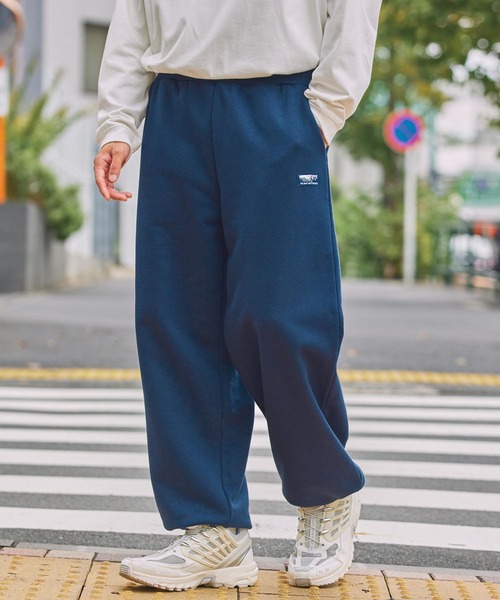 THE CRAFT CREW PRODUCTS(ザクラフトクループロダクツ)の「【セットアップ対応】12ozヘビーウェイト裾ドローコード裏毛スウェットパンツ / 抗菌防臭【THE CRAFT CREW PRODUCTS】(スウェットパンツ・メンズ・ネイビー/スミクロ/アッシュグレー/ダークブラウン/ブラック/グレイッシュベージュ/ダークネイビー・L/M/S)」の14枚目の写真