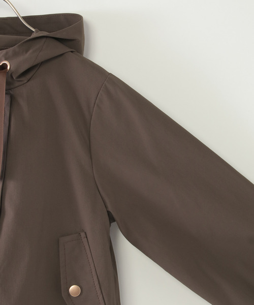 ikka（イッカ）の「【親子コーデ】ピケ比翼フレアマンパジャケット（110~160cm）（ブルゾン・キッズ・アイボリー/ブラウン・S/M/L/XL/XS）」の6枚目の写真