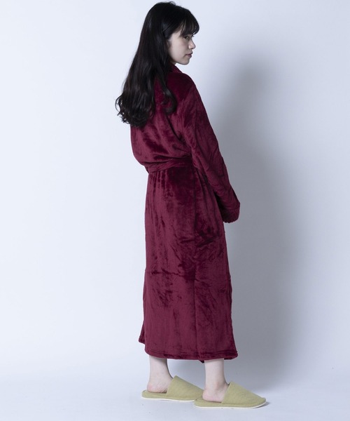 ARCADE（アーケード）の「ベルベット生地 バスローブ ガウン ルームウェア 【-ARCADE Limited Line-】（ガウン/バスローブ・メンズ・ネイビー/ホワイト/ワイン/グレー・M/L/XL）」の21枚目の写真