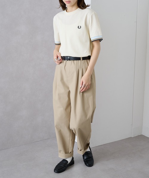 FRED PERRY(フレッドペリー)の「【FRED PERRY】TWIN TIPPED CUFF T-SHIRT M2396(Tシャツ/カットソー・レディース・ネイビー/ブラック系1/バーガンディー/ブラック/アイボリー/オフホワイト/チャコールグレー・S/M/L/XL)」の12枚目の写真