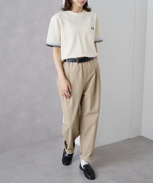 FRED PERRY(フレッドペリー)の「【FRED PERRY】TWIN TIPPED CUFF T-SHIRT M2396(Tシャツ/カットソー・レディース・ネイビー/ブラック系1/バーガンディー/ブラック/アイボリー/オフホワイト/チャコールグレー・S/M/L/XL)」の13枚目の写真