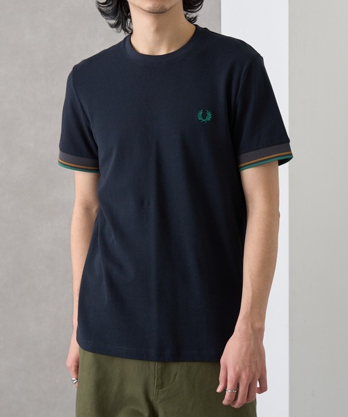 FRED PERRY(フレッドペリー)の「【FRED PERRY】TWIN TIPPED CUFF T-SHIRT M2396(Tシャツ/カットソー・レディース・ネイビー/ブラック系1/バーガンディー/ブラック/アイボリー/オフホワイト/チャコールグレー・S/M/L/XL)」の22枚目の写真