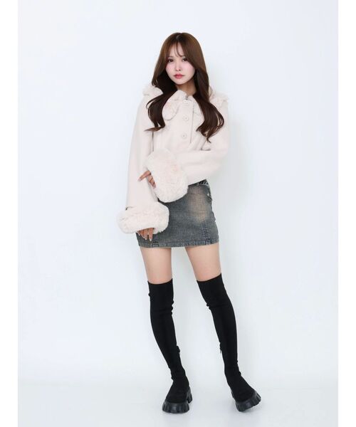 EATME（イートミー）の「フェイクファーカラージャケット（その他アウター・レディース・ブラック/アイボリー・FREE）」の20枚目の写真