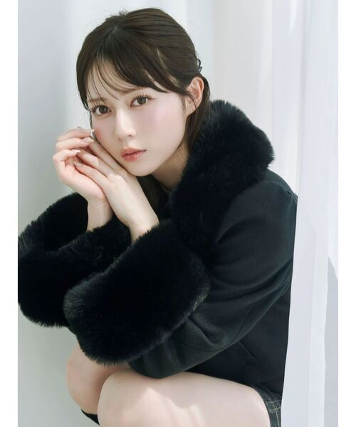 EATME（イートミー）の「フェイクファーカラージャケット（その他アウター・レディース・ブラック/アイボリー・FREE）」の5枚目の写真