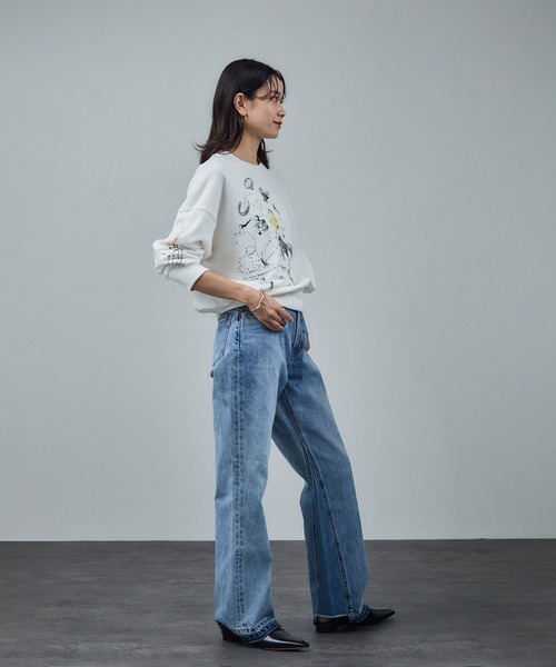 SALON adam et rope'（サロン アダム エ ロペ）の「アズマ裏毛スケッチプリントスウェット（スウェット・レディース・ホワイト・FREE）」の5枚目の写真