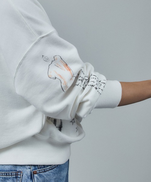 SALON adam et rope'（サロン アダム エ ロペ）の「アズマ裏毛スケッチプリントスウェット（スウェット・レディース・ホワイト・FREE）」の7枚目の写真