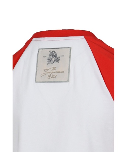 JACQUEMUS(ジャックムス)の「LE MINI TSHIRT BASEBALL(Tシャツ/カットソー・レディース・ホワイト×レッド・SMALL/MEDIUM)」の4枚目の写真