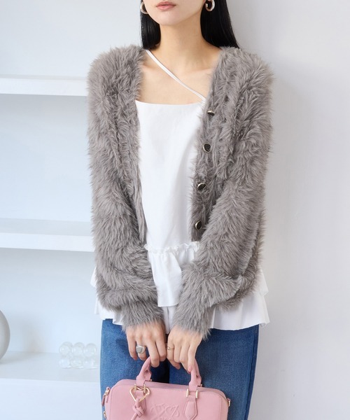 VIS（ビス）の「ラビットライクVネックカーディガン/イージーケア・WEB限定カラー（カーディガン/ボレロ・レディース・グレー系その他/オフホワイト/サックスブルー/ピンク/チャコールグレー・FREE）」の7枚目の写真