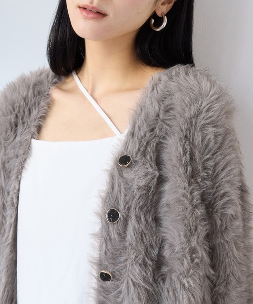 VIS（ビス）の「ラビットライクVネックカーディガン/イージーケア・WEB限定カラー（カーディガン/ボレロ・レディース・グレー系その他/オフホワイト/サックスブルー/ピンク/チャコールグレー・FREE）」の8枚目の写真