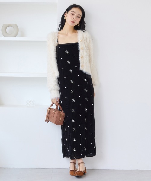 VIS（ビス）の「ラビットライクVネックカーディガン/イージーケア・WEB限定カラー（カーディガン/ボレロ・レディース・グレー系その他/オフホワイト/サックスブルー/ピンク/チャコールグレー・FREE）」の14枚目の写真