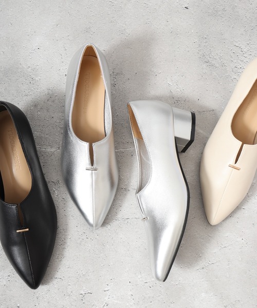 LibertyDoll(リバティードール)の「LIBERTYDOLL ポインテッドトゥ スリットパンプス(パンプス・レディース・ブラック/シルバー/アイボリー・L/LL/3L/SS/S/M)」の15枚目の写真