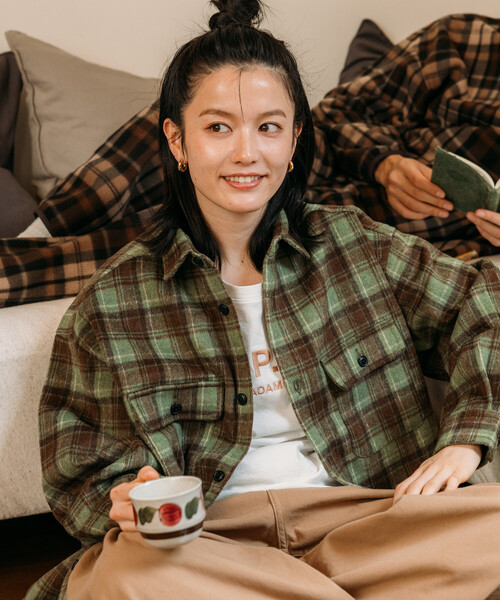 FREAK'S STORE(フリークスストア)の「限定展開 Relax Fit リラックスフィット ヘビーネル チェック シャツ(シャツ/ブラウス・メンズ・ブラウン/ネイビー/グリーン/ブラック・LARGE/MEDIUM/SMALL)」の16枚目の写真