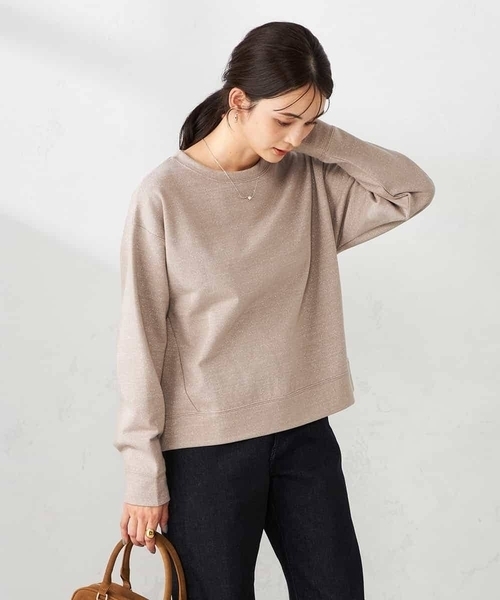 a.v.v（アーヴェヴェ）の「ラメ裏毛プルオーバー（スウェット・レディース・チャコールグレー/モカ・40/38/36）」の9枚目の写真