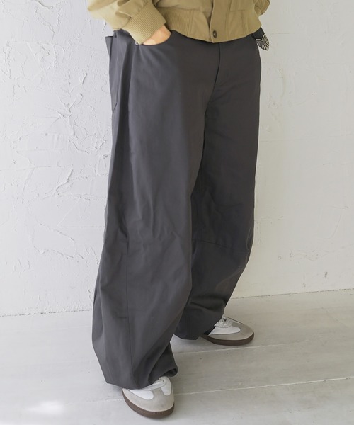 Beno（ビーノ）の「ワイドカーブパンツ チノパン（チノパンツ・メンズ・キナリ/ベージュ/ネイビー/ライトグレー/チャコールグレー/ブラック/カーキ・MEDIUM/LARGE/X-LARGE）」の3枚目の写真