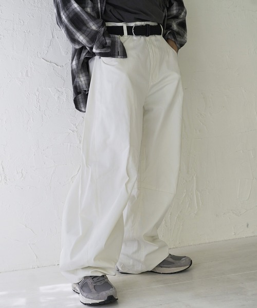 Beno（ビーノ）の「ワイドカーブパンツ チノパン（チノパンツ・メンズ・キナリ/ベージュ/ネイビー/ライトグレー/チャコールグレー/ブラック/カーキ・MEDIUM/LARGE/X-LARGE）」の9枚目の写真