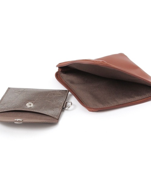 LAKOLE（ラコレ）の「クラッキングマルチショルダーストラップ / 600000（スマホグッズ・レディース・ブラック/ブラウン・FREE）」の14枚目の写真