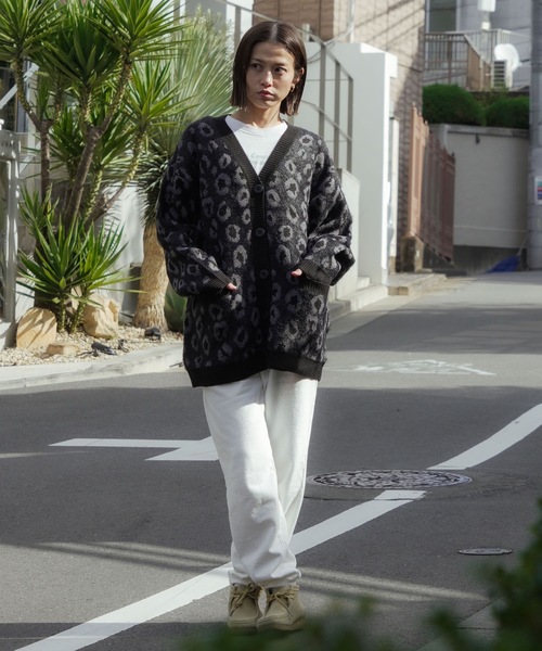BILLABONG(ビラボン)の「BILLABONG レディース LEOPARD JQ CADI SWEA セーター 【2025年秋冬モデル】 @autumn /ビラボンヒョウ柄バックロゴ刺繍ジャガードニットカーディガン(カーディガン/ボレロ・レディース・ブラック/ブラウン系その他/アイボリー・MEDIUM)」の19枚目の写真