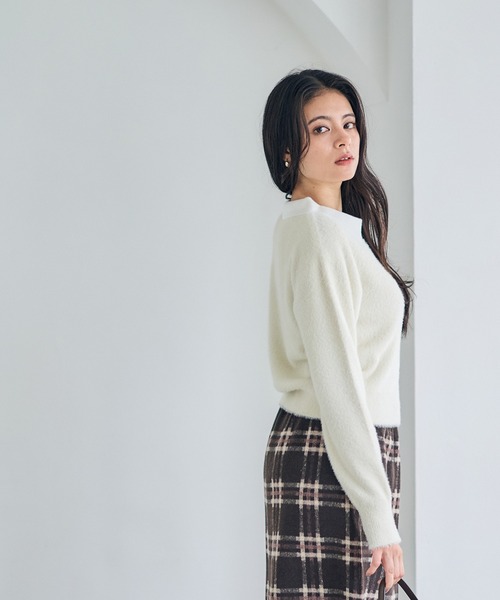 12Twelve Agenda(トゥエルブ アジェンダ)の「ラガー風シャギーニットプルオーバー(ニット/セーター・レディース・アイボリー/チャコールグレー・M)」の6枚目の写真