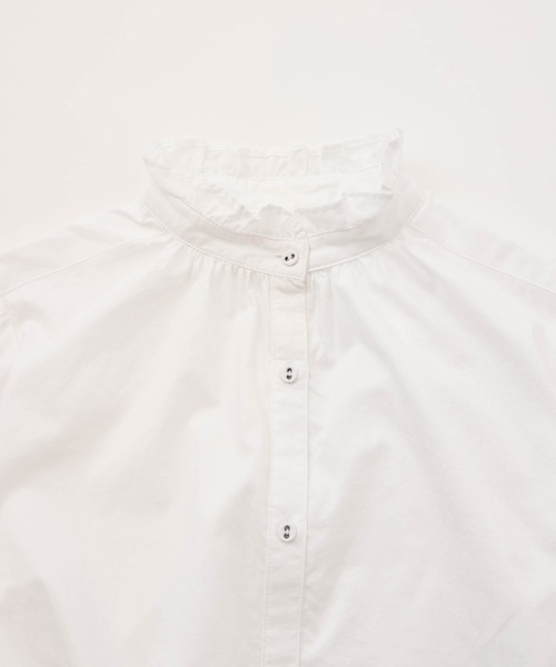 LA MARINE FRANCAISE(マリン フランセーズ)の「blanc et gris スタンドフリルブラウス(シャツ/ブラウス・レディース・ホワイト/グレー・FREE)」の3枚目の写真