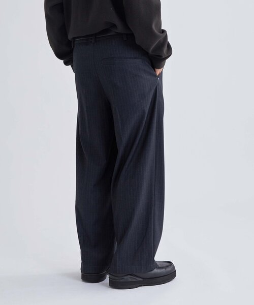 WHO'S WHO gallery（フーズフーギャラリー）の「【KOOKY’N】TRワンタックスタッズスラックス（スラックス・メンズ・ネイビー/ブラック/グレー・MEDIUM）」の5枚目の写真