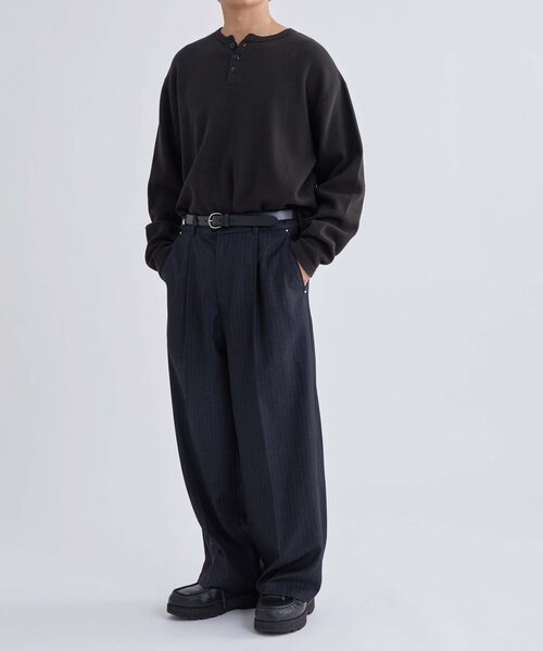 WHO'S WHO gallery（フーズフーギャラリー）の「【KOOKY’N】TRワンタックスタッズスラックス（スラックス・メンズ・ネイビー/ブラック/グレー・MEDIUM）」の6枚目の写真