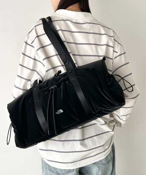 THE NORTH FACE(ザノースフェイス)の「国内未発売 THE NORTH FACE(ザ・ノースフェイス)/軽量 ショルダートートバッグ ダッフルバッグ/BONNEY DUFFLE BAG S(ショルダーバッグ・レディース・ピンク/グレー/ブラック系その他/クリーム/ブラック・FREE)」の3枚目の写真