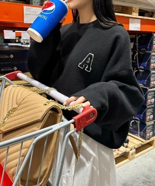ACYM(アシーム)の「A logo sweat ニット(ニット/セーター・レディース・アイボリー/ブラック/グレー・FREE)」の1枚目の写真