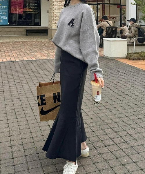 ACYM(アシーム)の「A logo sweat ニット(ニット/セーター・レディース・アイボリー/ブラック/グレー・FREE)」の4枚目の写真