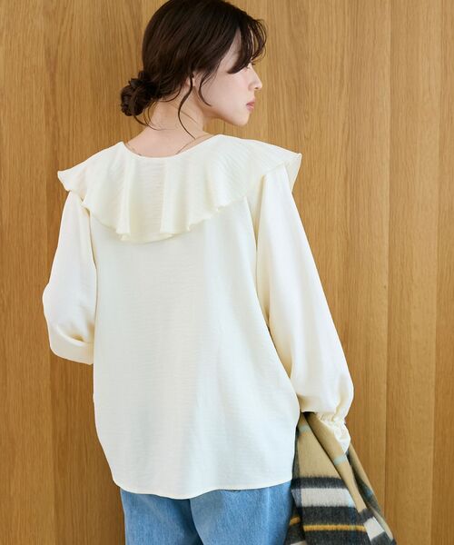 le.coeur blanc(ルクールブラン)の「《手洗い可能》ウールタッチフリルカラーブラウス(シャツ/ブラウス・レディース・オフホワイト/チャコールグレー・38)」の21枚目の写真