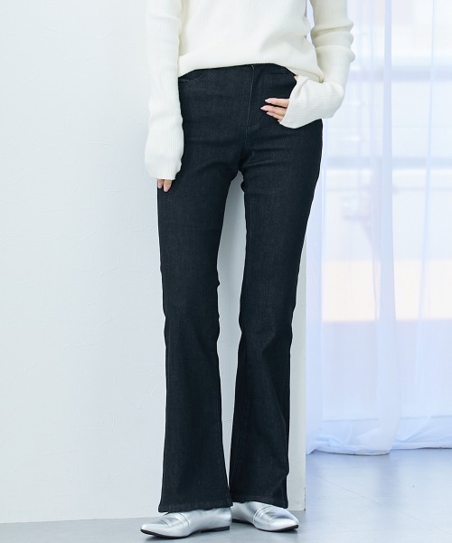 slattgir(スラットジール)の「高身長 すごのびストレッチデニムブーツカットパンツ(選べる股下82cm・86cm)(デニムパンツ・レディース・ブラック/ワンウォッシュ/ブルー・TM2/TLL1/TL1/TM1/TLL2/TL2/T3L1/T4L1/T5L1/T3L2/T4L2/T5L2)」の2枚目の写真