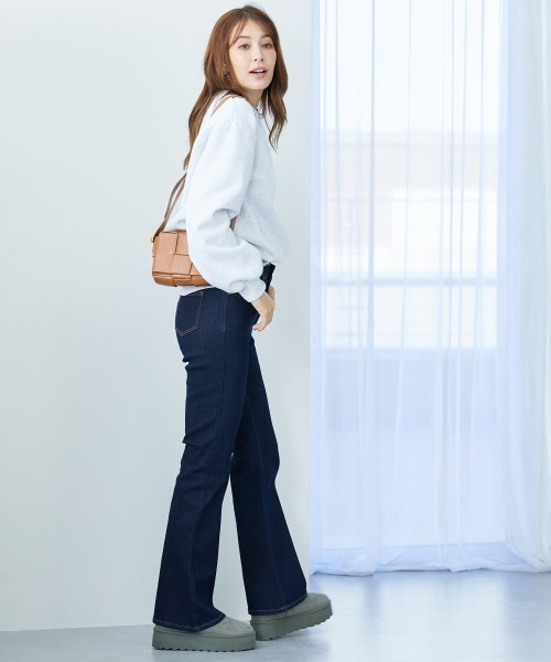 slattgir(スラットジール)の「高身長 すごのびストレッチデニムブーツカットパンツ(選べる股下82cm・86cm)(デニムパンツ・レディース・ブラック/ワンウォッシュ/ブルー・TM2/TLL1/TL1/TM1/TLL2/TL2/T3L1/T4L1/T5L1/T3L2/T4L2/T5L2)」の18枚目の写真