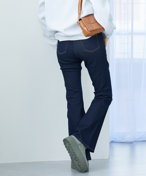 slattgir(スラットジール)の「高身長 すごのびストレッチデニムブーツカットパンツ(選べる股下82cm・86cm)(デニムパンツ・レディース・ブラック/ワンウォッシュ/ブルー・TM2/TLL1/TL1/TM1/TLL2/TL2/T3L1/T4L1/T5L1/T3L2/T4L2/T5L2)」の20枚目の写真