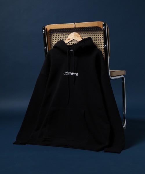 FUNALIVE(ファンアライブ)の「裏起毛 スウェットプリントパーカー unisex(パーカー・メンズ・ブラック系1/グレー系1/ネイビー系1/ベージュ系2/ブラック系3/チャコール/オートミール/ネイビー/ダークグレー/グレイッシュベージュ/ブラック/ホワイト系1/ホワイト系2/グレー系2/ヘザーチャコール/杢グレー/チャコールアッシュ/ベージュ系1/ブラック系2/チャコールグレー・L/XL/M)」の5枚目の写真