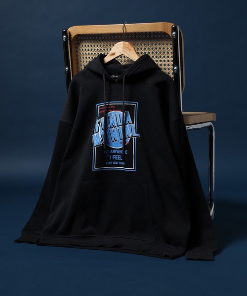FUNALIVE(ファンアライブ)の「裏起毛 スウェットプリントパーカー unisex(パーカー・メンズ・ブラック系1/グレー系1/ネイビー系1/ベージュ系2/ブラック系3/チャコール/オートミール/ネイビー/ダークグレー/グレイッシュベージュ/ブラック/ホワイト系1/ホワイト系2/グレー系2/ヘザーチャコール/杢グレー/チャコールアッシュ/ベージュ系1/ブラック系2/チャコールグレー・L/XL/M)」の12枚目の写真