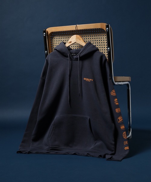 FUNALIVE(ファンアライブ)の「裏起毛 スウェットプリントパーカー unisex(パーカー・メンズ・ブラック系1/グレー系1/ネイビー系1/ベージュ系2/ブラック系3/チャコール/オートミール/ネイビー/ダークグレー/グレイッシュベージュ/ブラック/ホワイト系1/ホワイト系2/グレー系2/ヘザーチャコール/杢グレー/チャコールアッシュ/ベージュ系1/ブラック系2/チャコールグレー・L/XL/M)」の8枚目の写真