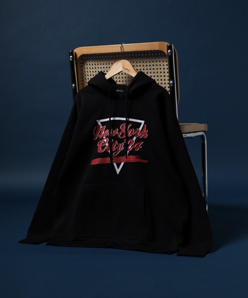 FUNALIVE(ファンアライブ)の「裏起毛 スウェットプリントパーカー unisex(パーカー・メンズ・ブラック系1/グレー系1/ネイビー系1/ベージュ系2/ブラック系3/チャコール/オートミール/ネイビー/ダークグレー/グレイッシュベージュ/ブラック/ホワイト系1/ホワイト系2/グレー系2/ヘザーチャコール/杢グレー/チャコールアッシュ/ベージュ系1/ブラック系2/チャコールグレー・L/XL/M)」の4枚目の写真
