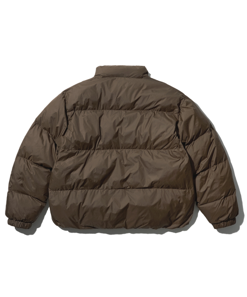 AECA(エイカ)の「AECA CURVED SHORT PUFFER JUMPER-BROWN(ダウンジャケット/コート・メンズ・その他・SMALL/MEDIUM/LARGE)」の22枚目の写真