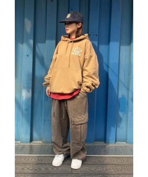 FRIZMWORKS(フリズムワークス)の「FACTA NON VERBA HOODY _ CAMEL(パーカー・レディース・その他・MEDIUM/LARGE/X-LARGE)」の9枚目の写真
