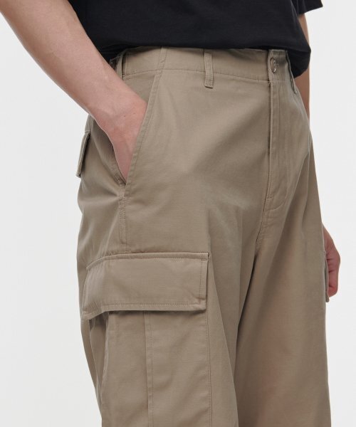 MUSINSA STANDARD（ムシンサスタンダード）の「コットンパラシュートカーゴパンツ[ベージュ]（スウェットパンツ・メンズ・その他・40/31/33/26/27/28/29/38/42/36/34/32/30）」の4枚目の写真