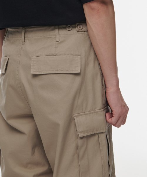 MUSINSA STANDARD（ムシンサスタンダード）の「コットンパラシュートカーゴパンツ[ベージュ]（スウェットパンツ・メンズ・その他・40/31/33/26/27/28/29/38/42/36/34/32/30）」の7枚目の写真