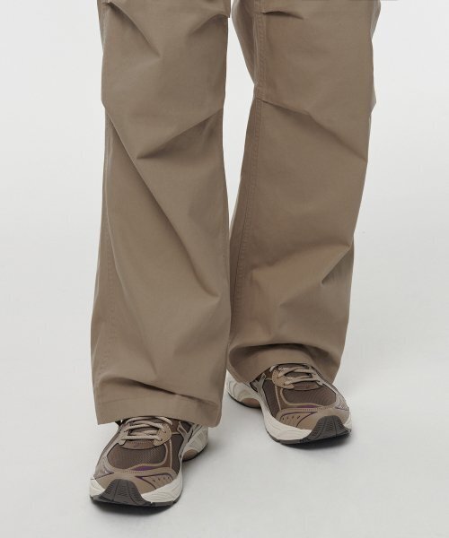 MUSINSA STANDARD（ムシンサスタンダード）の「コットンパラシュートカーゴパンツ[ベージュ]（スウェットパンツ・メンズ・その他・40/31/33/26/27/28/29/38/42/36/34/32/30）」の10枚目の写真