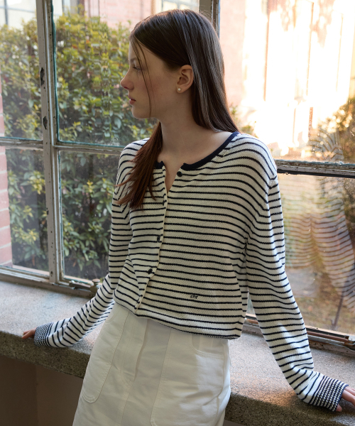 TTUDEMENT(トュードメント)の「STRIPE CREWNECK CARDIGAN IVORY(カーディガン/ボレロ・レディース・その他・FREE)」の2枚目の写真
