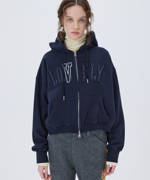 NOHANT(ノアン)の「LONELY/LOVELY CROP HOODIE ZIP-UP NAVY(パーカー・レディース・ネイビー・SMALL/MEDIUM)」の2枚目の写真