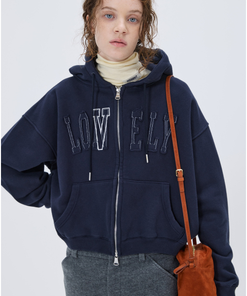 NOHANT(ノアン)の「LONELY/LOVELY CROP HOODIE ZIP-UP NAVY(パーカー・レディース・ネイビー・SMALL/MEDIUM)」の3枚目の写真