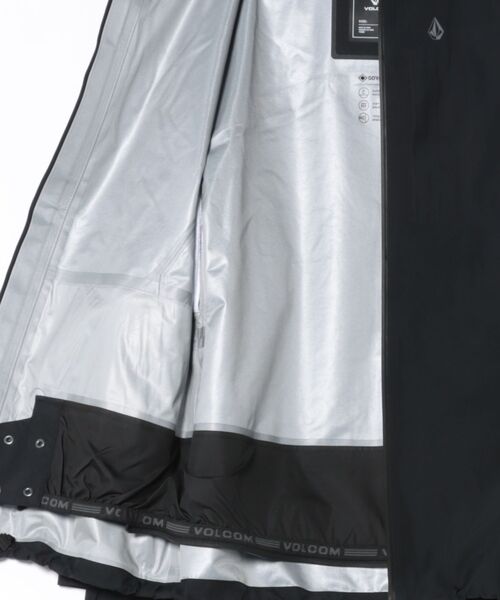 VOLCOM（ボルコム）の「VOLCOM TESTER 3L GORE-TEX JACKET/ボルコムスキースノーボードウェア(ゴアテックスジャケット)（その他アウター・メンズ・ブラック/キャメル・SMALL/MEDIUM）」の8枚目の写真