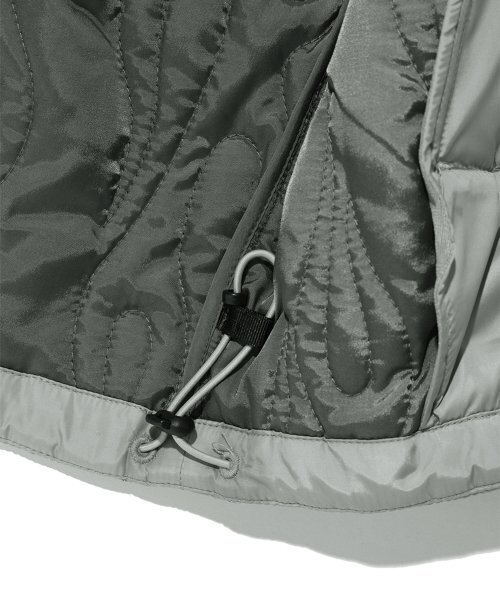CRITIC(クリティック)の「FLAME QUILTING JUMPER LIGHT GREY(その他アウター・レディース・その他・LARGE/MEDIUM/X-LARGE)」の5枚目の写真