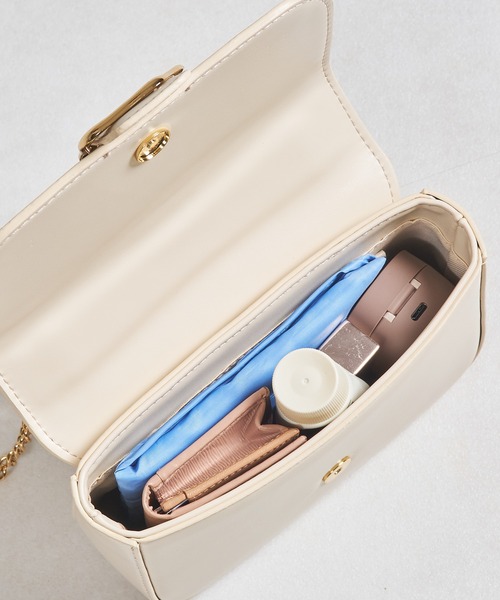 31 Sons de mode（トランテアン　ソン　ドゥ　モード）の「ミニフラップショルダーバッグ（ショルダーバッグ・レディース・ホワイト/ブラウン/ブラック・ﾌﾘ-）」の17枚目の写真